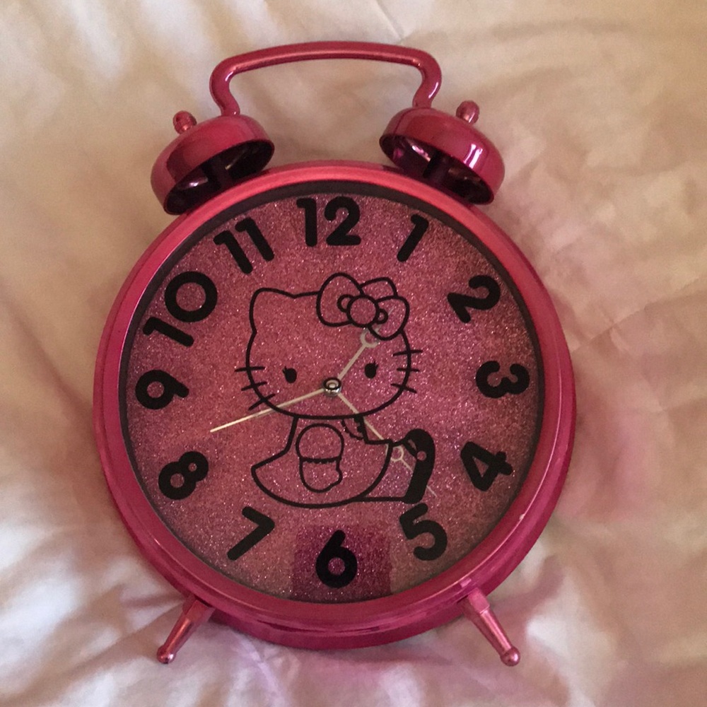 Hello Kitty Alarm clock⏰